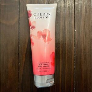 Bath & Body Works Cherry Blossom Body Cream - New & Unopened